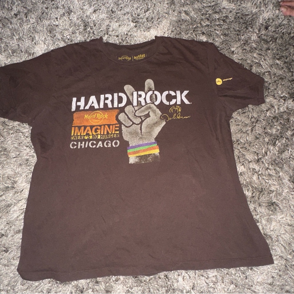 Hard Rock Cafe Brown Artist Spotlight Tee